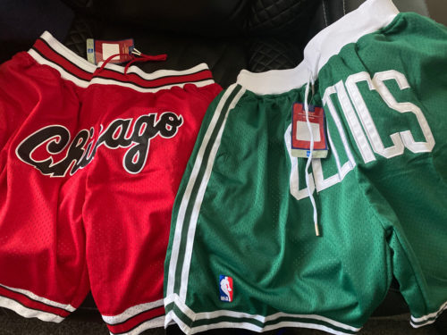 Chicago Bulls Red Retro Shorts - 90s Throwback Basketball Apparel with Logo photo review