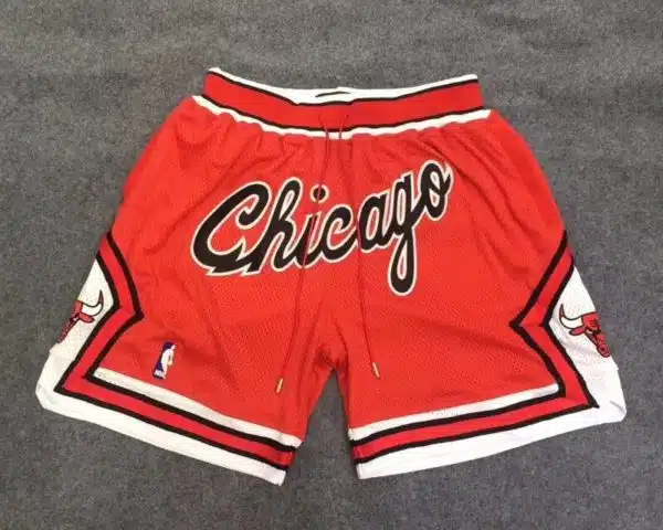 Chicago-Bulls-Shorts-Red-Chicago-2.jpg