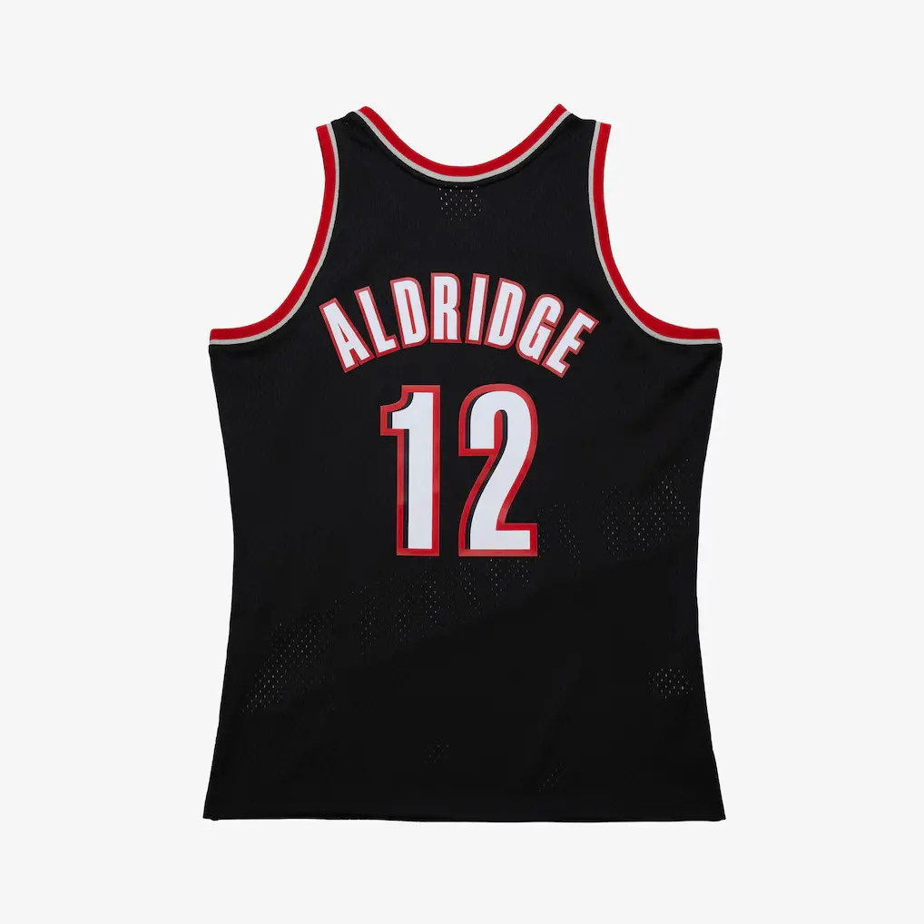 LaMarcus Aldridge Portland Trail Blazers 2006-07 Black Swingman Jersey b LaMarcus Aldridge Portland Trail Blazers 2006 07 Black Swingman Jersey b